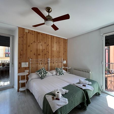 Pension Plaza Del Grano ليون المظهر الخارجي الصورة